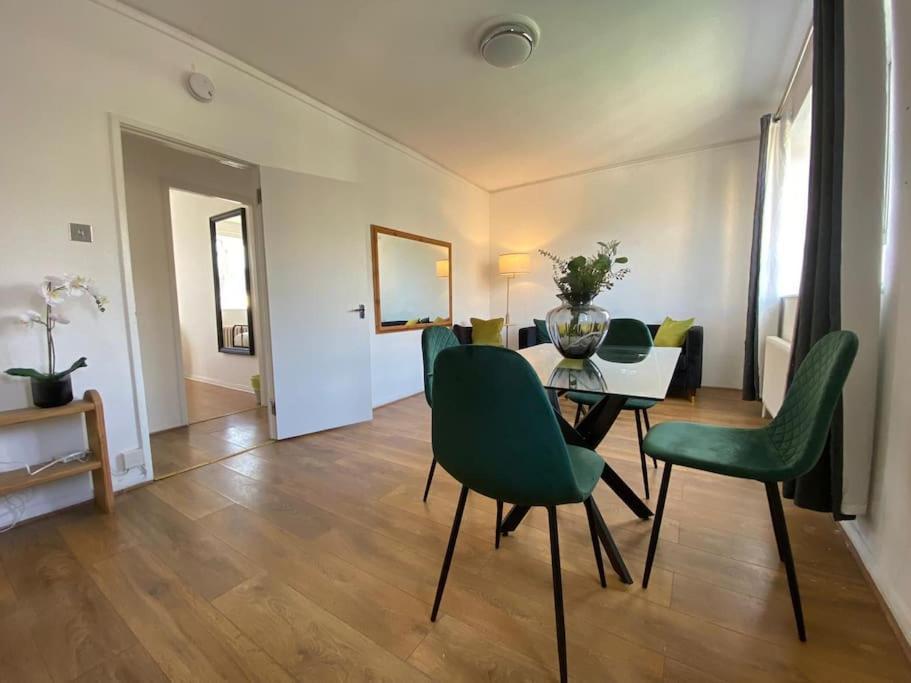 Ferienwohnung Charming Retreat In Pimlico London Exterior foto